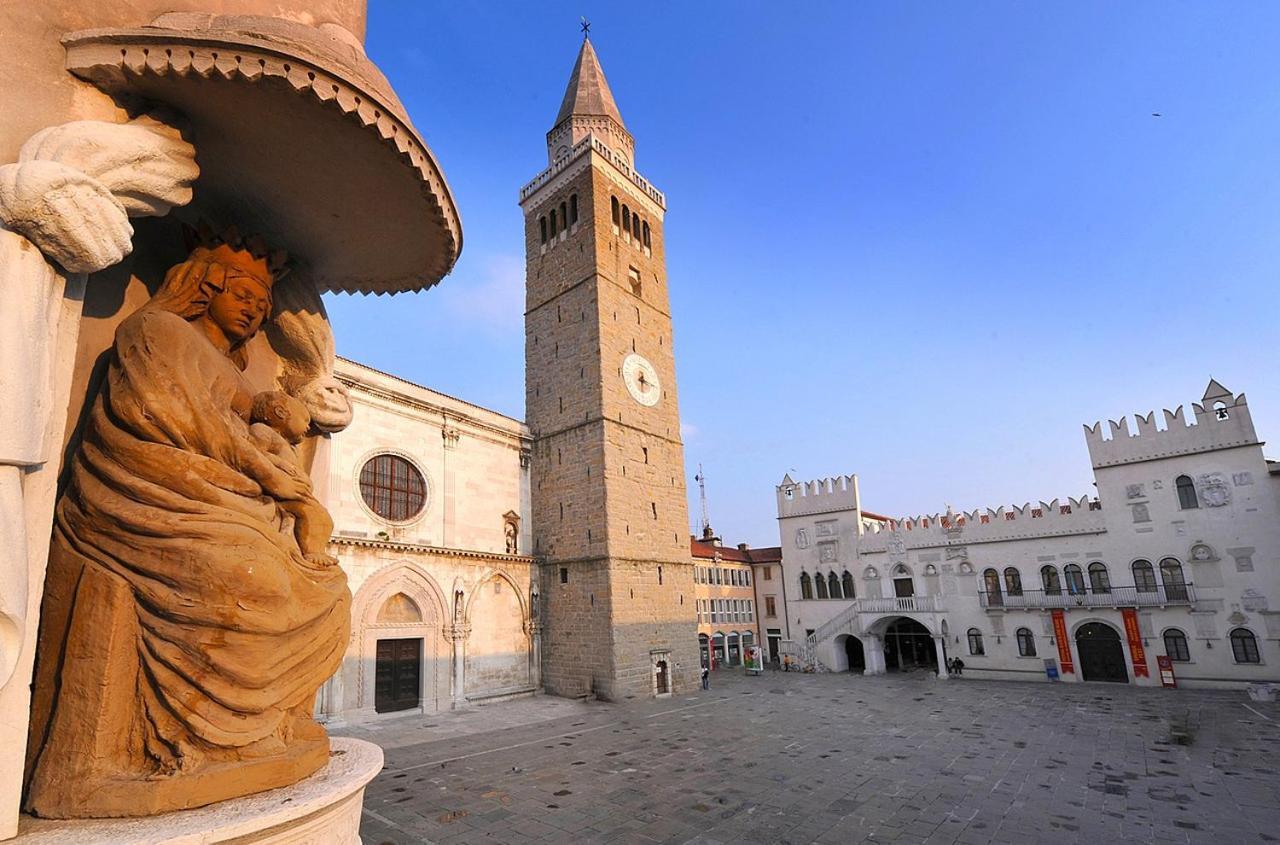 Sunny Old Town Apartment Koper Luaran gambar