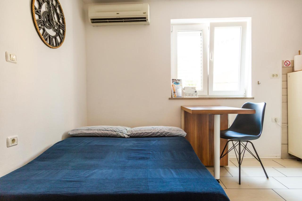 Sunny Old Town Apartment Koper Luaran gambar